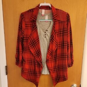 No Boundaries Red Plaid Button Down Shirt